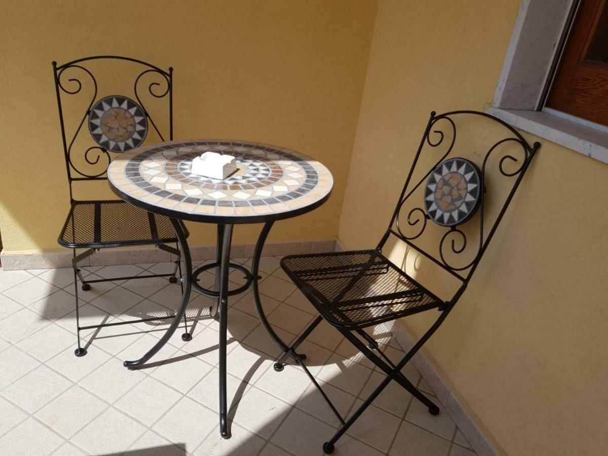 Relax Due Passi Dal Mare Apartment Spadafora Bagian luar foto